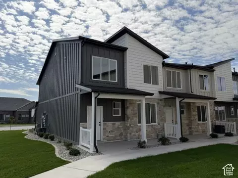 142 E 2350 N #60, North Ogden, UT 84404