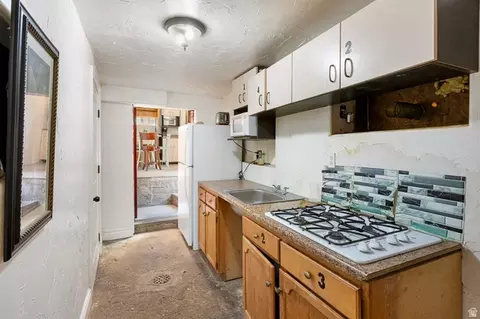 Kitchen - 165 N 800 E, Orem, UT 84097 photo 3 of 3