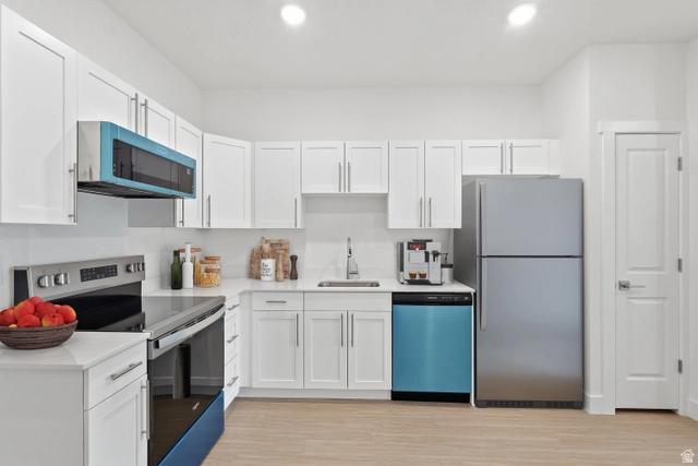 2085 N Main St N #216, Sunset, UT 84015