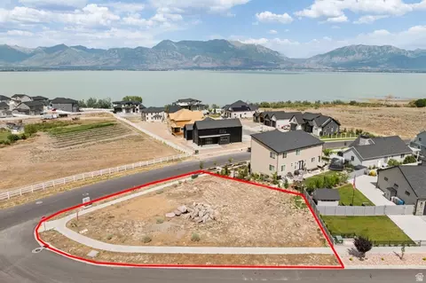 3492 S Meadowlark Ln, Saratoga Springs, UT 84045