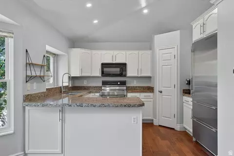 444 E Wilde Cherry Way, Sandy, UT 84070 photo 16