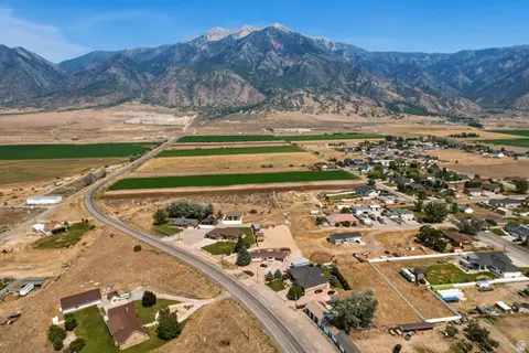 View/Area - 350 E 200 N, Mona, UT 84645 photo 5 of 6