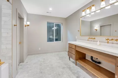 Bath - 250 S Main St #10, Alpine, UT 84004 photo 6 of 7