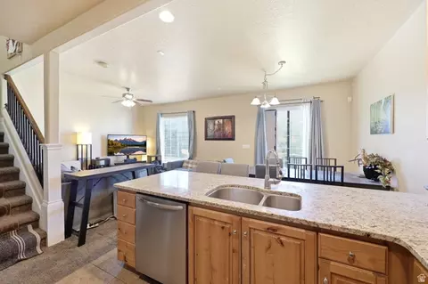 1167 W 1580 N, Orem, UT 84057 photo 9