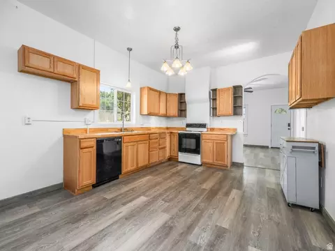 177 E 300 S, Levan, UT 84639 photo 7