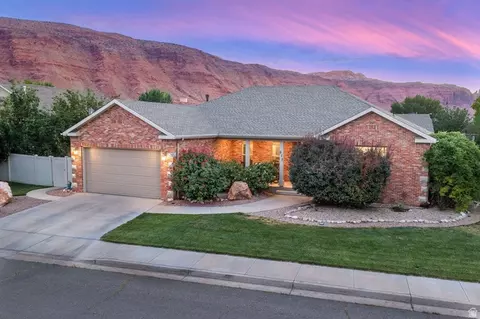 Exterior - 517 Kiva Dr, Moab, UT 84532 photo 8 of 13