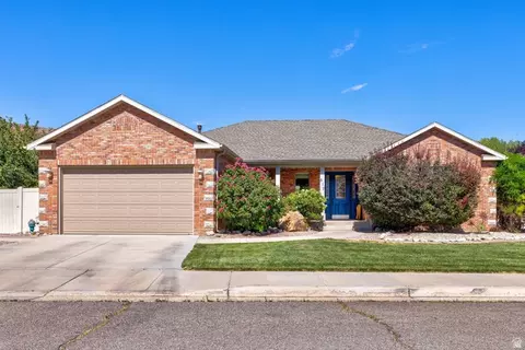 Exterior - 517 Kiva Dr, Moab, UT 84532 photo 13 of 13