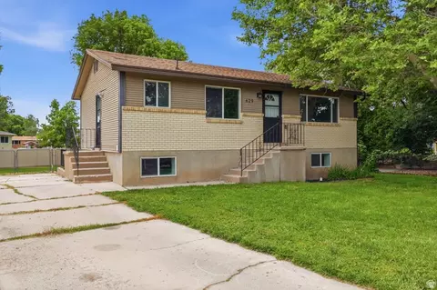 629 W King Cir N, Layton, UT 84041