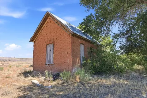 743 E 200 N, Moroni, UT 84646 photo 8