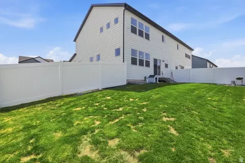 3697 N Eagle Meadow Dr, Eagle Mountain, UT 84005 photo 23