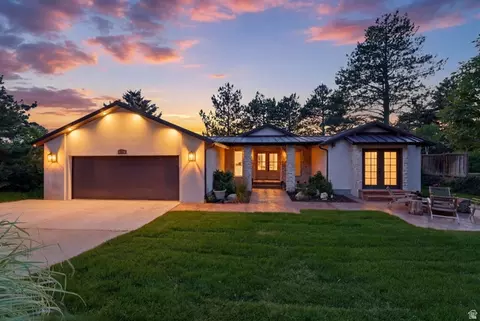 2651 E Hiawatha Cir, Salt Lake City, UT 84108