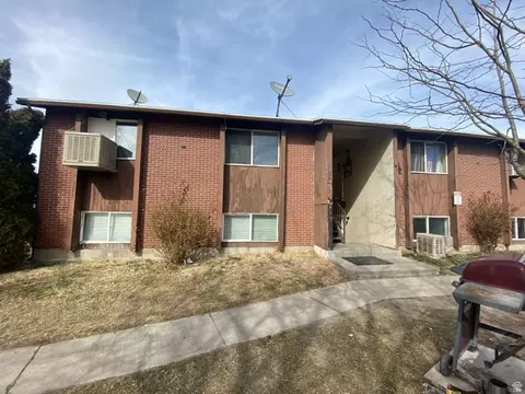2517 S Lake Crest Dr #1-4, West Valley City, UT 84119