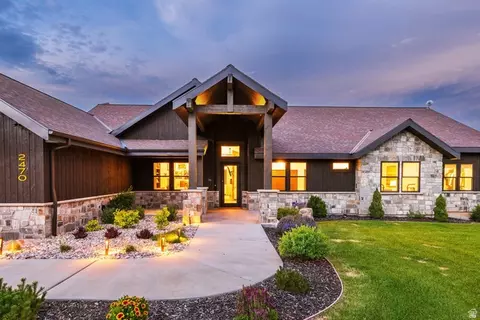 Exterior - 2470 N River Meadows Ln, Midway, UT 84049 photo 1 of 7