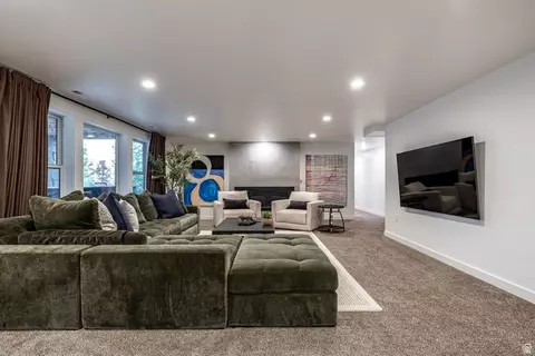 Living - 2470 N River Meadows Ln, Midway, UT 84049 photo 2 of 3