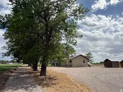 2865 N 3250 W, Sutherland, UT 84624