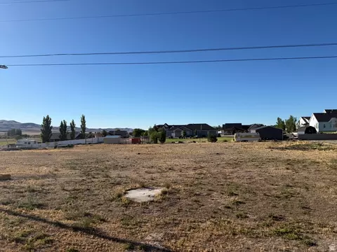 126 W Burraston Rd #2, Mona, UT 84645