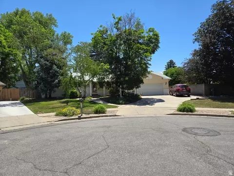 1700 E Calann Dr, Cottonwood Heights, UT 84121