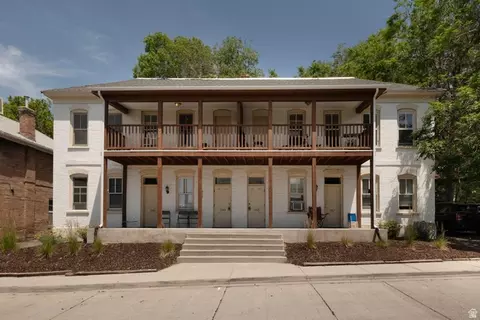 1261 E Alameda Ave S, Salt Lake City, UT 84102