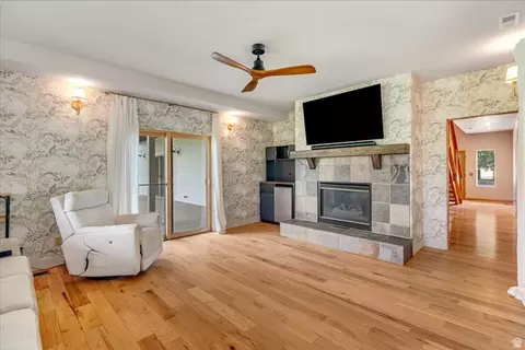 Living - 481 E Teancum Rd, Daniel, UT 84032 photo 9 of 10