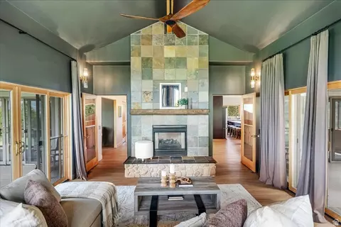 Living - 481 E Teancum Rd, Daniel, UT 84032 photo 3 of 10