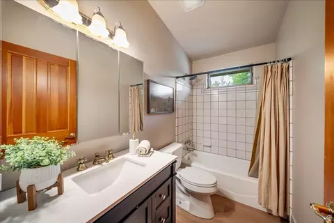 Bath - 481 E Teancum Rd, Daniel, UT 84032 photo 1 of 9