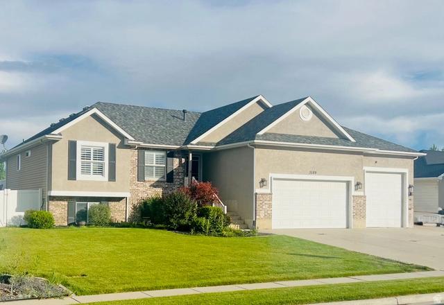 3589 N Remuda Dr W, Farr West, UT 84404