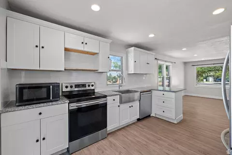 895 W 400 N, Orem, UT 84057 photo 13