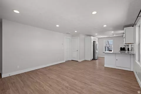 895 W 400 N, Orem, UT 84057 photo 8