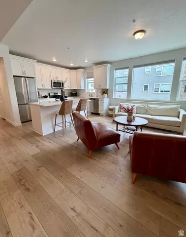 8359 S Iris Lumi Ln # 203, Midvale, UT 84047