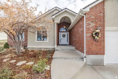 240 Bugle Way, Providence, UT 84332 photo 3