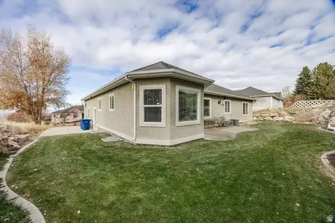240 Bugle Way, Providence, UT 84332 photo 5