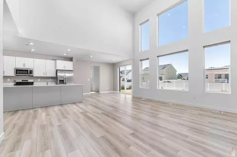 1877 E Chukar Dr, Eagle Mountain, UT 84005 photo 4