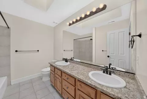Bath - 2035 E Quartzridge Dr, Sandy, UT 84092 photo 4 of 4