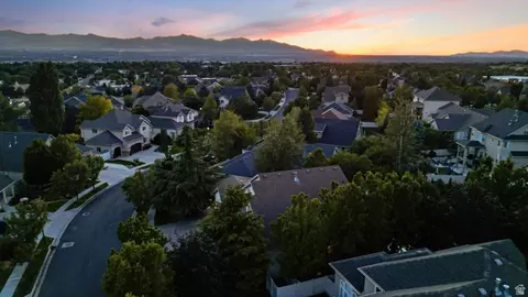 View/Area - 2035 E Quartzridge Dr, Sandy, UT 84092 photo 13 of 13