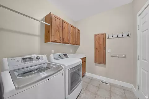 Other - 2035 E Quartzridge Dr, Sandy, UT 84092 photo 4 of 10