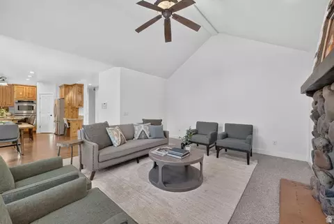 Other - 2035 E Quartzridge Dr, Sandy, UT 84092 photo 6 of 10
