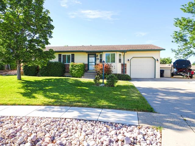960 E North Fork Cir, Sandy, UT 84094