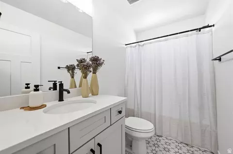 Bath - 4646 S Alder Dr #223, Mapleton, UT 84664 photo 2 of 2