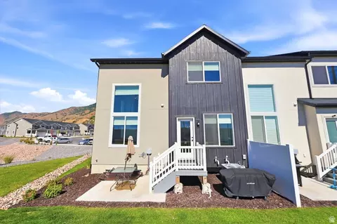 Exterior - 4646 S Alder Dr #223, Mapleton, UT 84664 photo 3 of 6