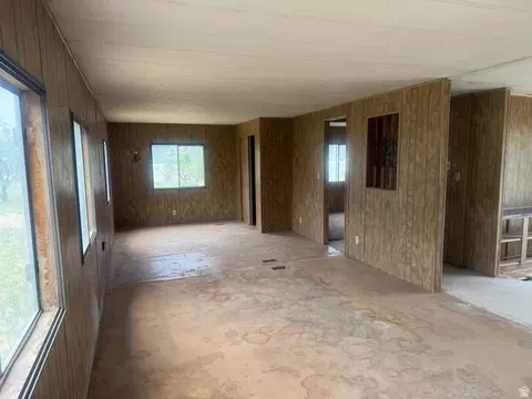 Living - 345 E 300 S, Duchesne, UT 84021 photo 3 of 6