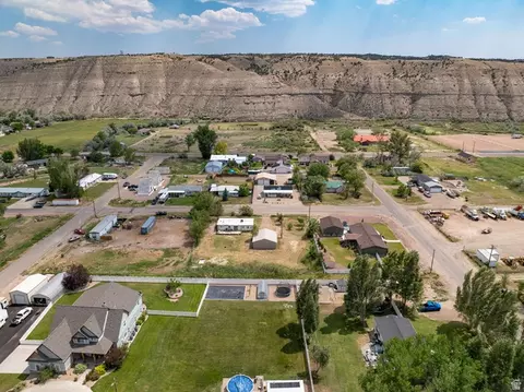 View/Area - 345 E 300 S, Duchesne, UT 84021 photo 6 of 15