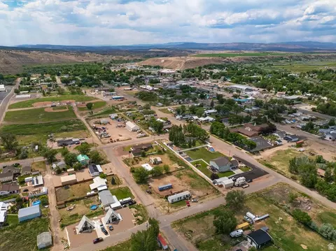 View/Area - 345 E 300 S, Duchesne, UT 84021 photo 12 of 15