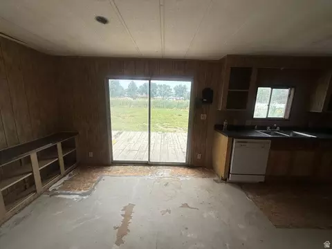 Living - 345 E 300 S, Duchesne, UT 84021 photo 6 of 6