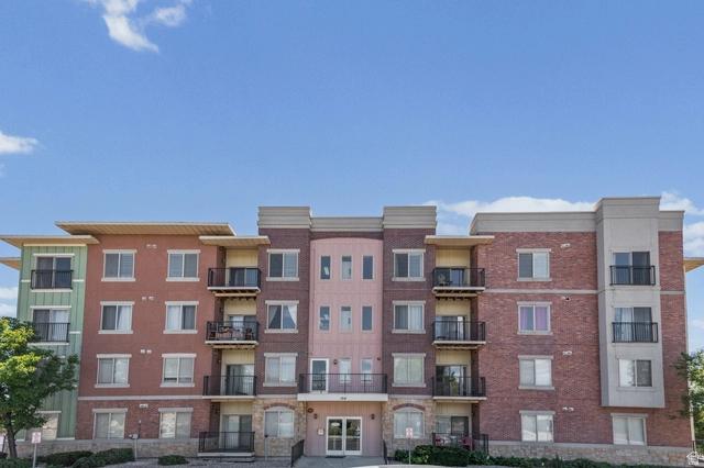 194 W Albion Way #105, Sandy, UT 84070