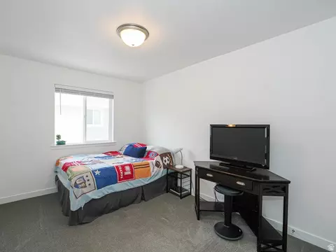 Bedroom - 520 S Orchard Dr E # 3, Bountiful, UT 84010 photo 7 of 8