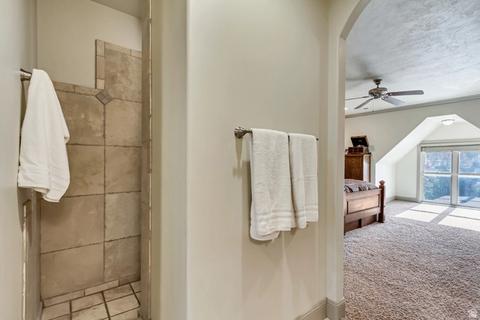 Bath - 273 E Park View Cir, Bountiful, UT 84010 photo 8 of 9
