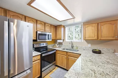 734 E Sandy Dunes Dr, Sandy, UT 84094 photo 8