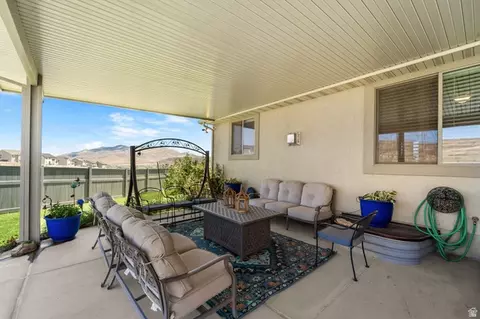 8768 N Durham Ct, Eagle Mountain, UT 84005 photo 6