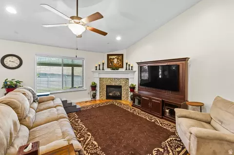8768 N Durham Ct, Eagle Mountain, UT 84005 photo 16