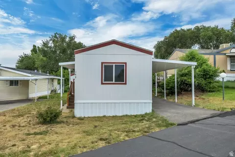 142 Cushing Way, Layton, UT 84041 photo 2